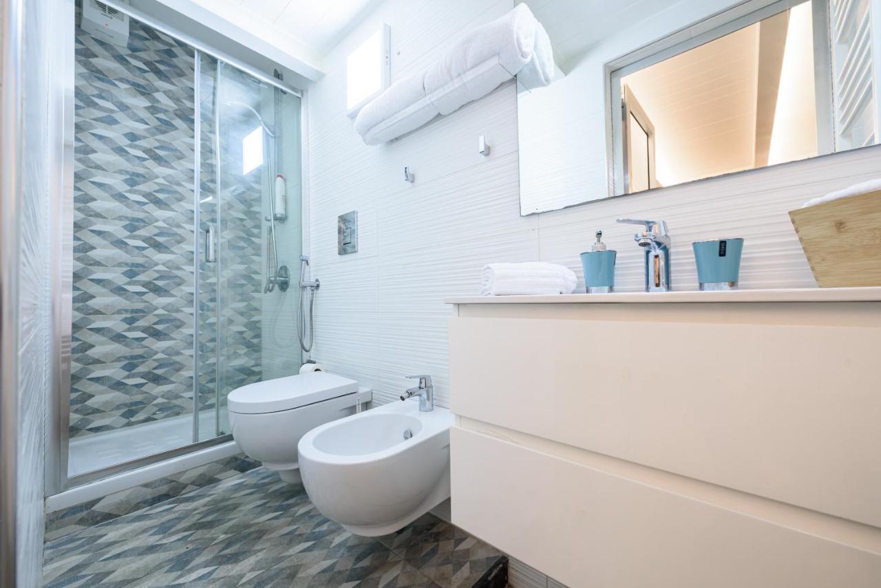 Appartement Riviera Di Chiaia 155 à Naples Extérieur photo